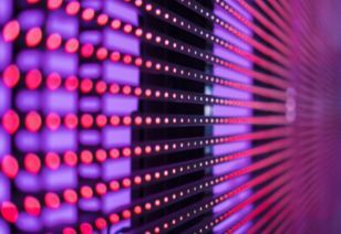 各廠商加速攻破MicroLED量產新技術